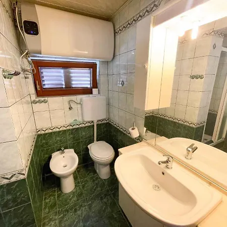 Apartman In 42064