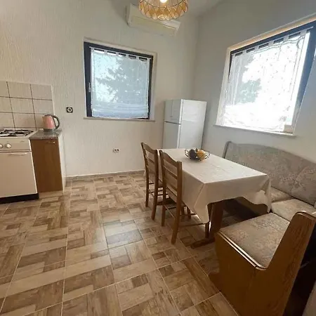 Apartment In 42064