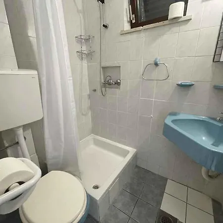 In 42064 Apartment *