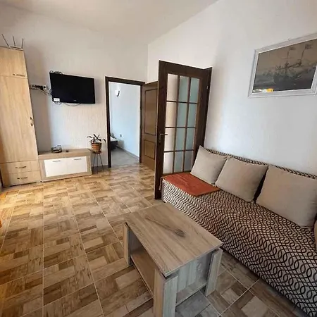 In 42064 Apartman *